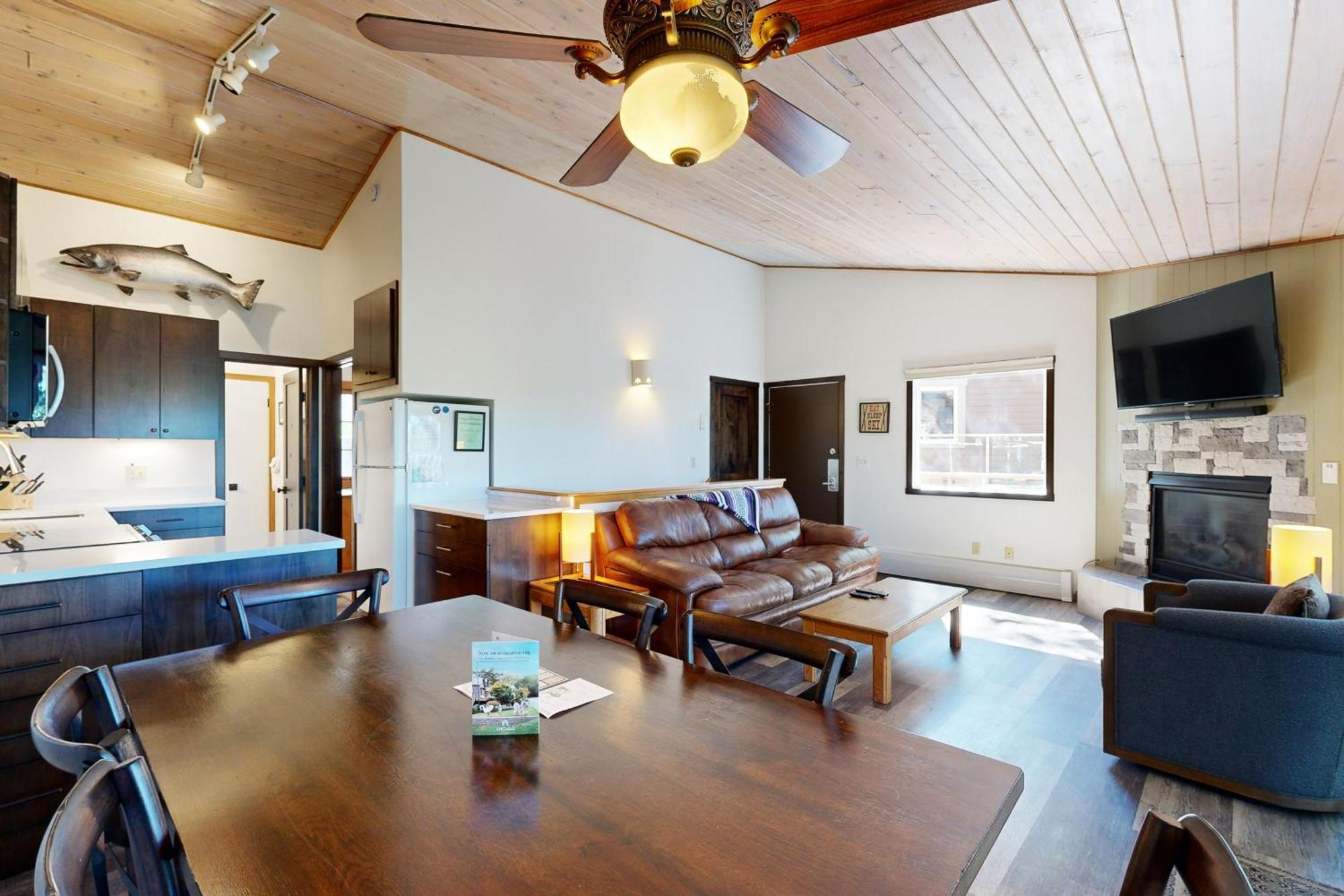 Bay Point Hillside 15D Appartement Whitefish Buitenkant foto